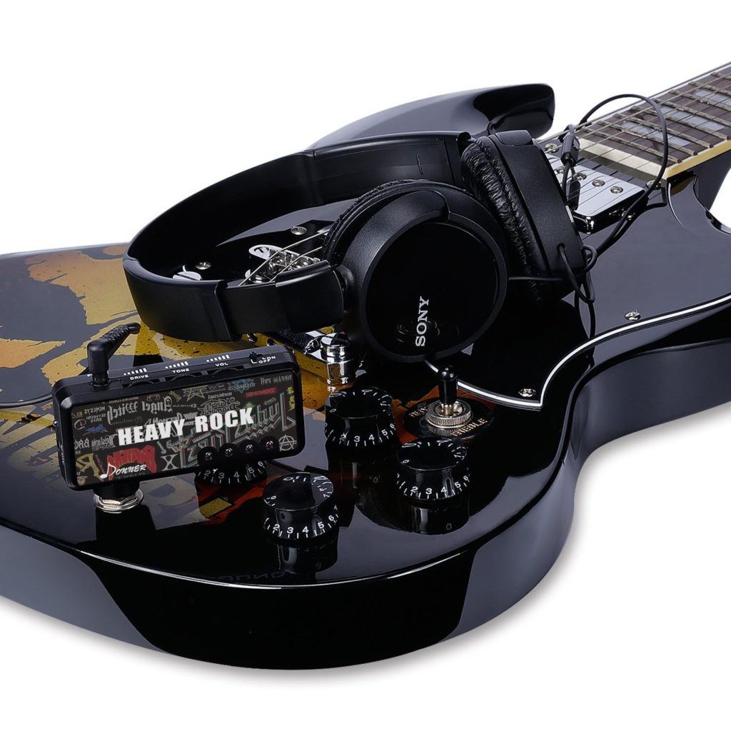 donner-heavy-rock-pocket-mini-guitar-amp-amplifier-first-look